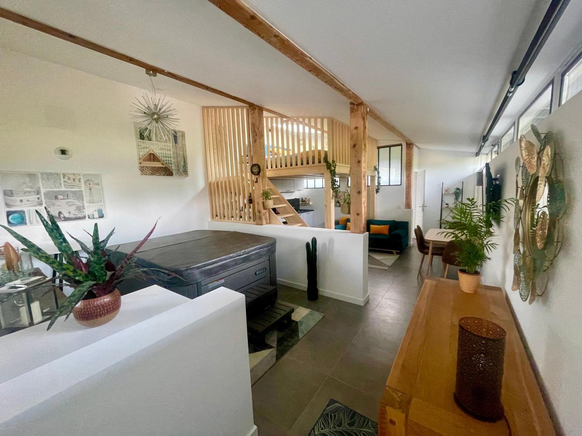 Loft Avec Jacuzzi Et Terrasse Prives Apartment Sevrier Exterior photo